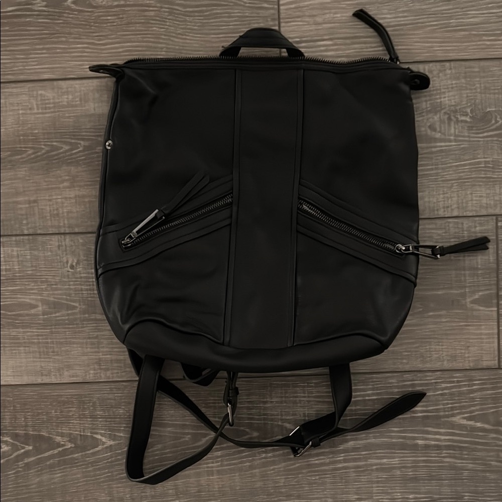 Jessica Simpson Black Backpack with Modern Design